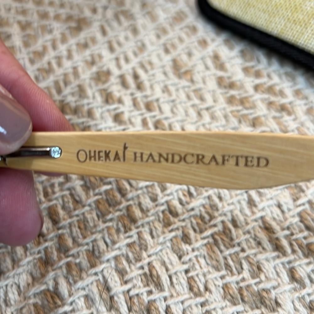 Ohekai Unisex +1.5 Bamboo Reader Sunglasses - Picture 3 of 4